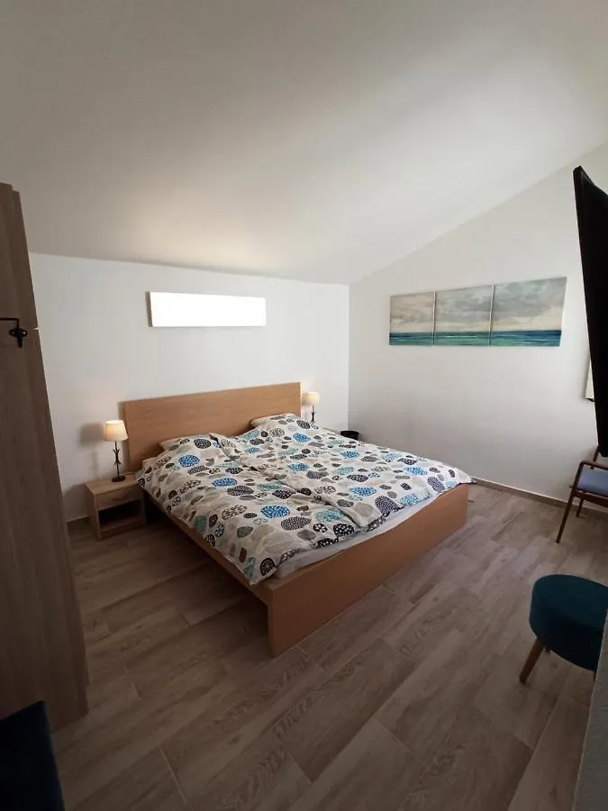 Daire Golfsur-Jacuzzi-Privateparking-2Bath-4Bedroom-4Tv-Netflx-Fastwifi San Miguel de Abona