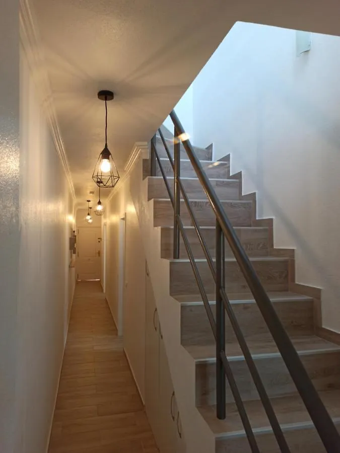 Golfsur-Jacuzzi-Privateparking-2Bath-4Bedroom-4Tv-Netflx-Fastwifi San Miguel de Abona İspanya