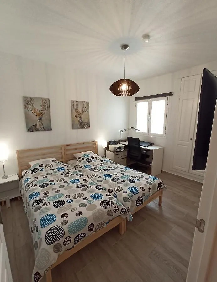 Daire Golfsur-Jacuzzi-Privateparking-2Bath-4Bedroom-4Tv-Netflx-Fastwifi San Miguel de Abona İspanya